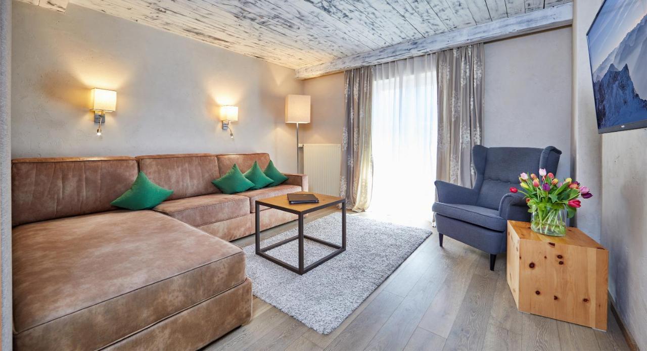 Landhotel Zum Bad Крун Экстерьер фото