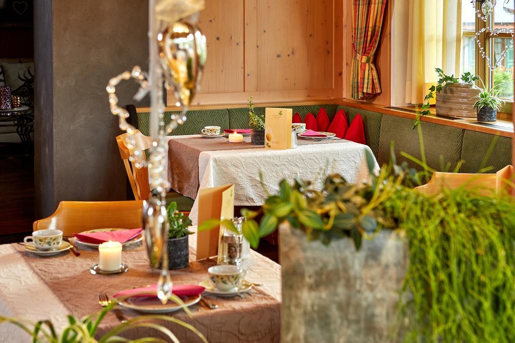 Landhotel Zum Bad Крун Экстерьер фото